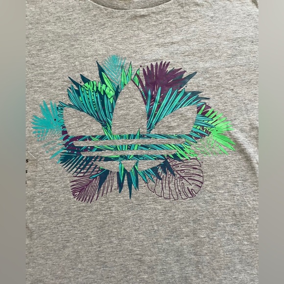 Adidas short sleeve - Picture 5 of 5